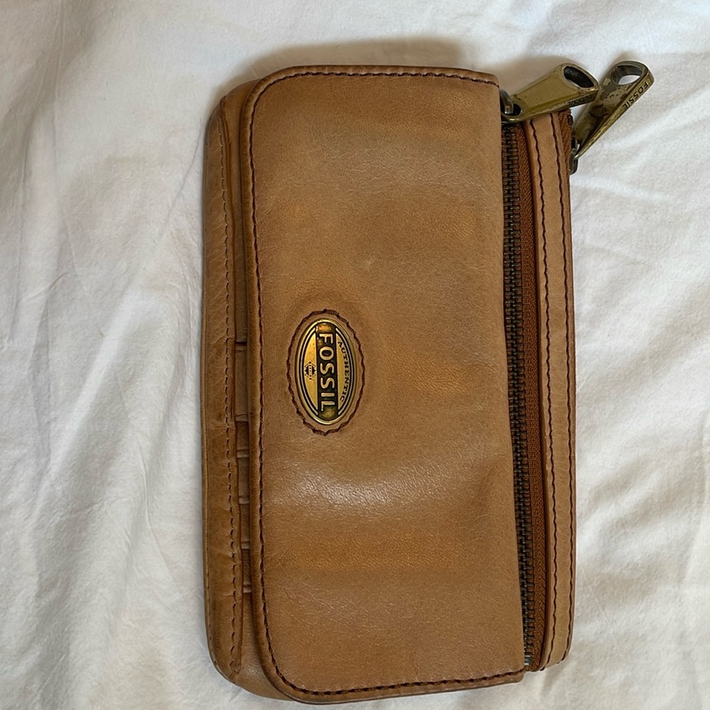 Fossil wallet
